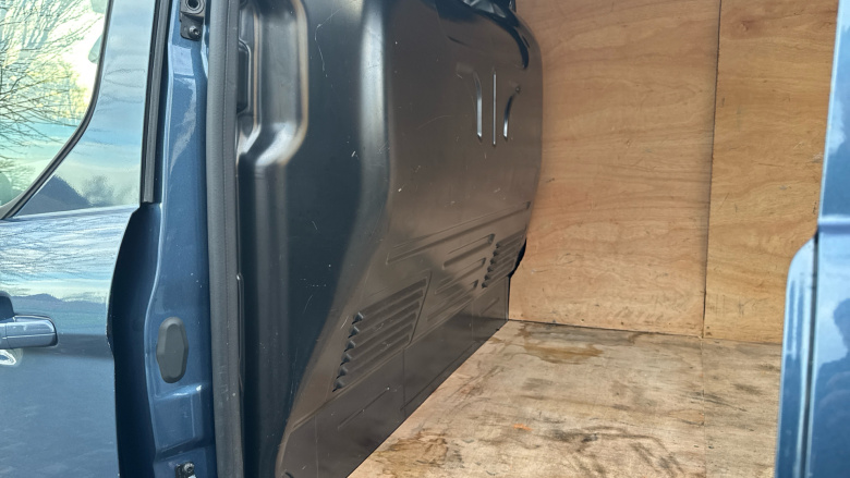 Ford Transit Connect 240 L1 Diesel 1.5 EcoBlue 100ps Limited Van